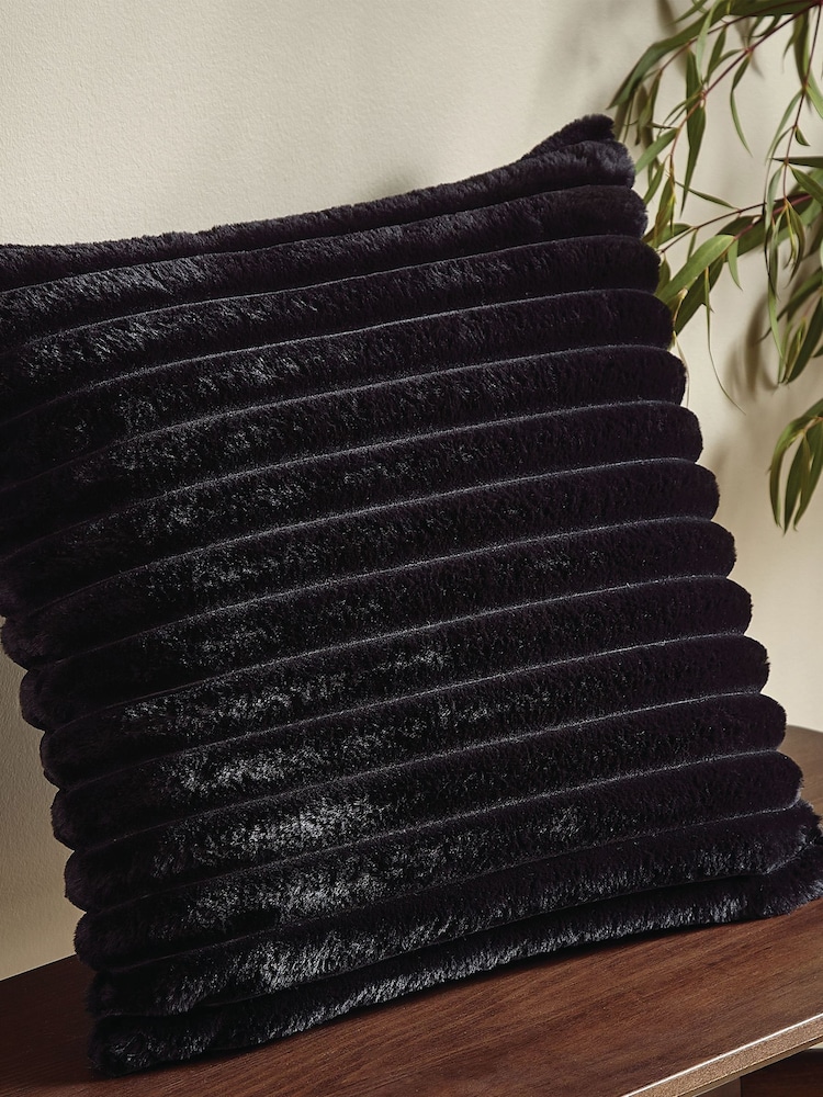 Catherine Lansfield Catherine Lansfield Soft and Cosy Ribbed Cushion - Изображение 2 из 5