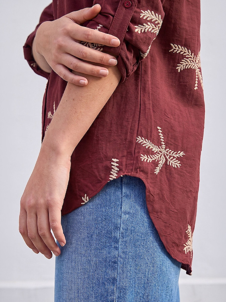 Roman Red Embroidered Palm Print Shirt - Image 4 of 4 Roman Red Embroidered Palm Print Shirt - Image 4 of 4