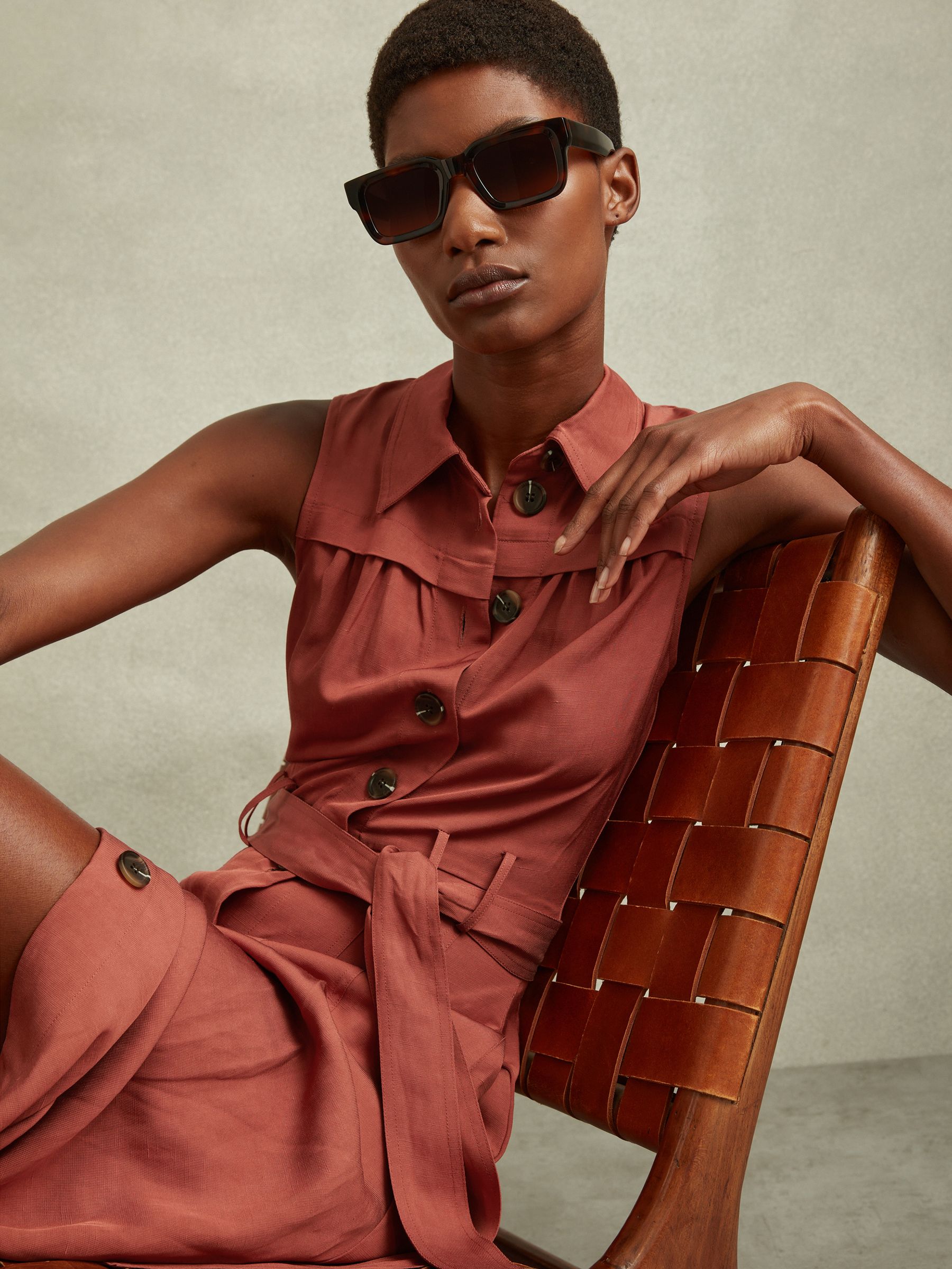 REISS RUST VISCOSE-LINEN BELTED MIDI DRESS