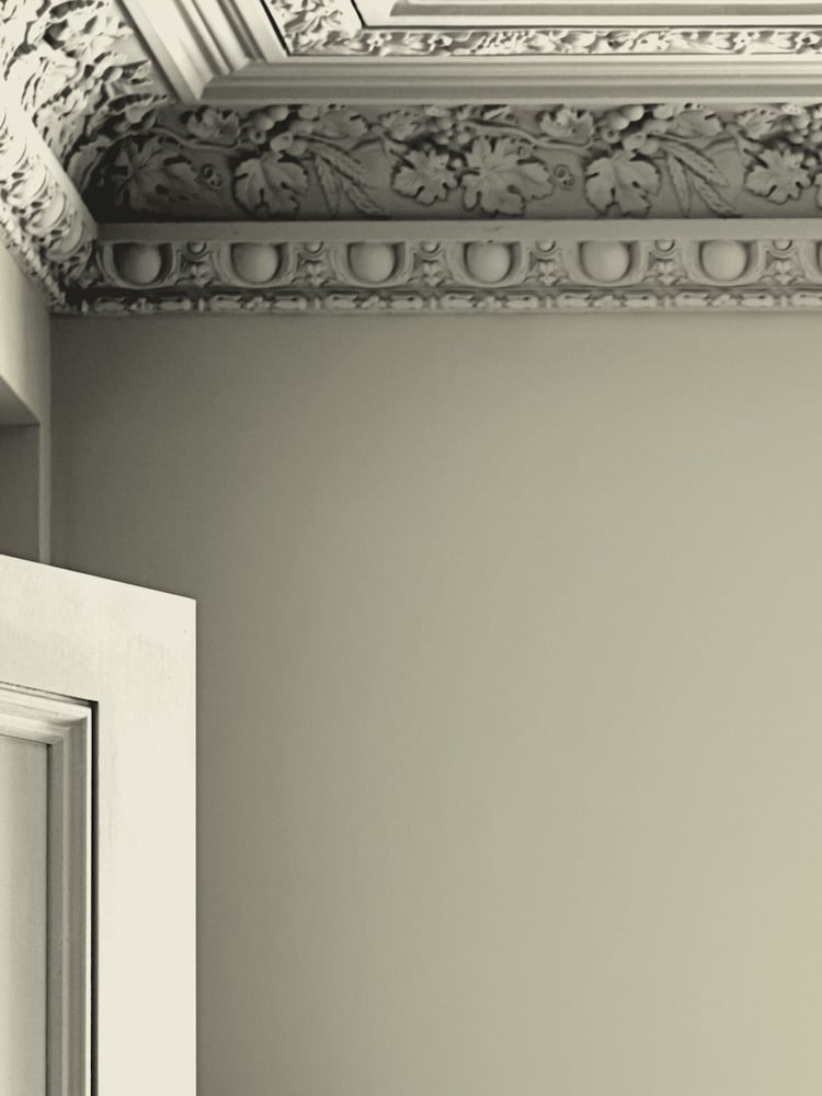 Laura Ashley Pale Hedgerow Green Matt Emulsion 5LT Paint - Image 2 of 4