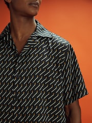 Reiss x McLaren F1 Team Black Multi Silverstone Exclusive Cuban Collar Shirt - Image 5 of 8