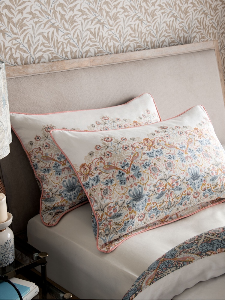 Clarke & Clarke Pink William Morris Strawberry Thief  200 Thread Count Pillowcase Set of 2 - Image 2 of 3