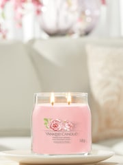 Yankee Candle No Colour Signature Large Jar Scented Candle, Fresh Cut Jar Roses - Image 1 of 3