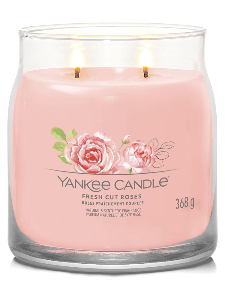 Yankee Candle No Colour Signature Large Jar Scented Candle, Fresh Cut Jar Roses - Image 3 of 3