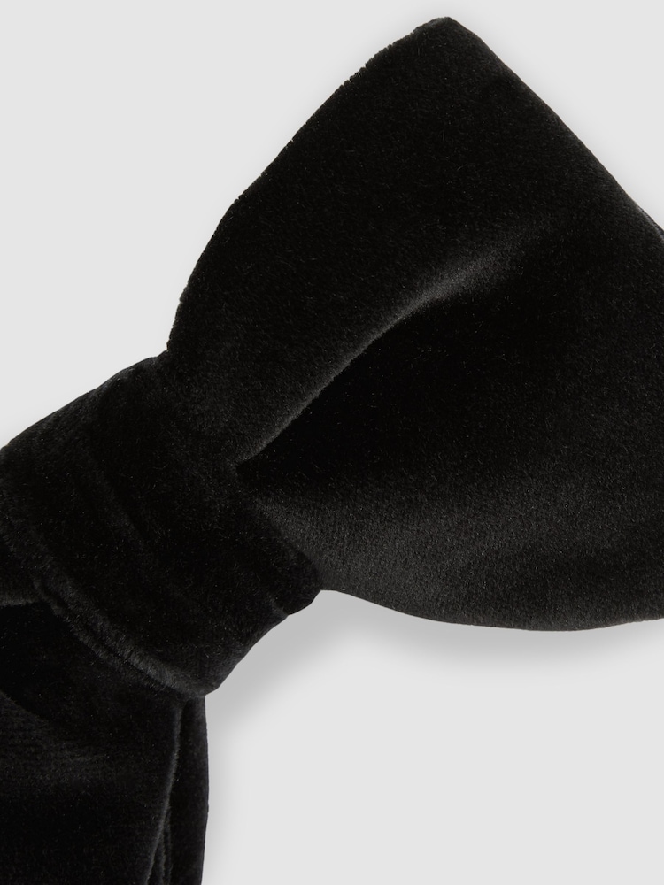 Reiss Black Hike Velvet Bow Tie - Image 4 of 4