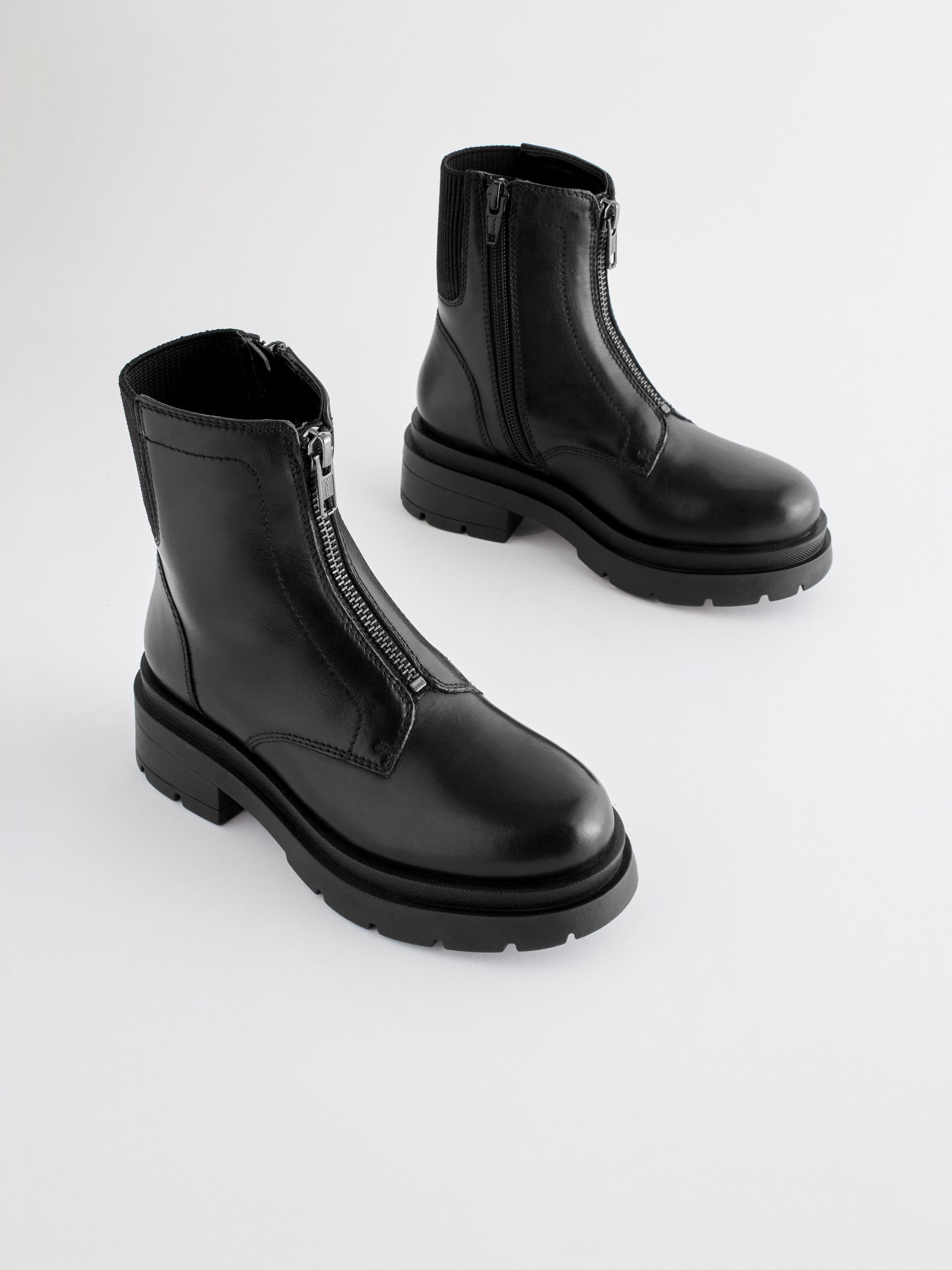 Vintage 2000s Japanese Black Leather 2-way Zipper Boots Made in Japan Size  42 fit 26.5-27cm Condition Gently Used Overall: 9/10 Color: Black Material:  Cowhide Upper Genuine Leather Lining Ykk Zipper Commando Sole
