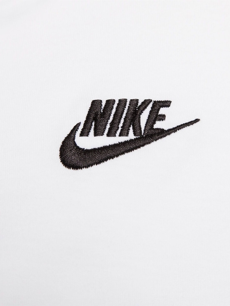 Nike White Curve Sportswear Club Essentials T-Shirt - Image 5 of 5