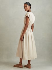 Reiss Neutral/Black Lena Cotton Ruched Waist Midi Dress - Image 4 of 6