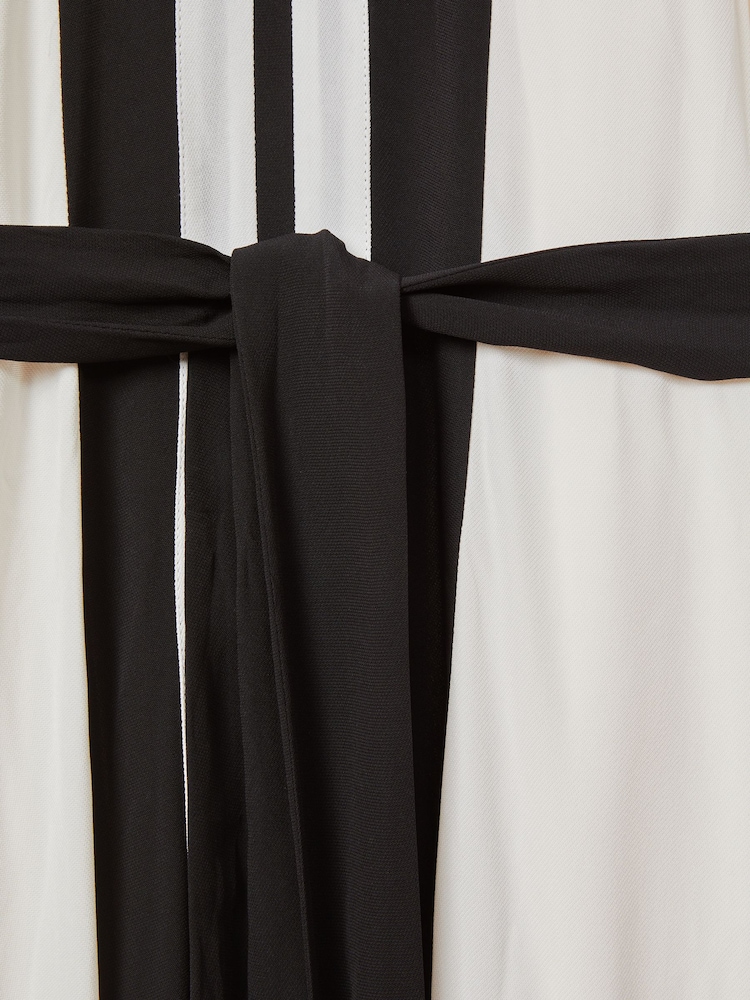 Reiss Cream/Black Emersyn Colourblock Draped Maxi Dress - Image 7 of 7