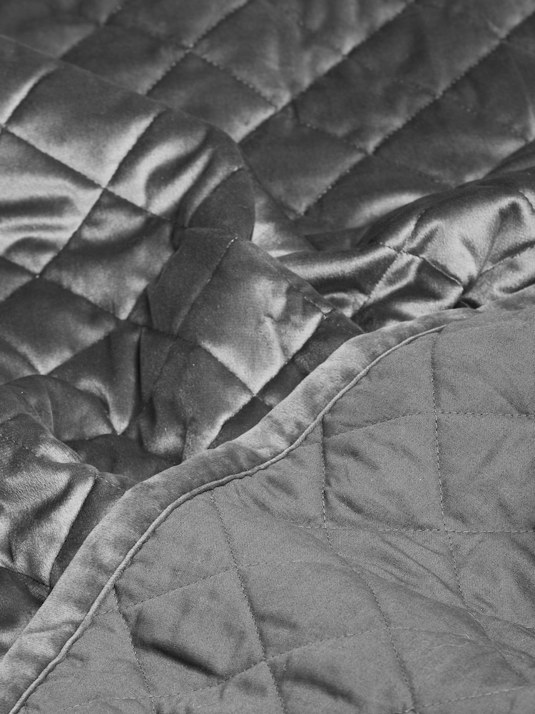 Charcoal Grey Hamilton Velvet Quilted Bedspread - Image 8 of 8 Charcoal Grey Hamilton Velvet Quilted Bedspread - Image 8 of 8