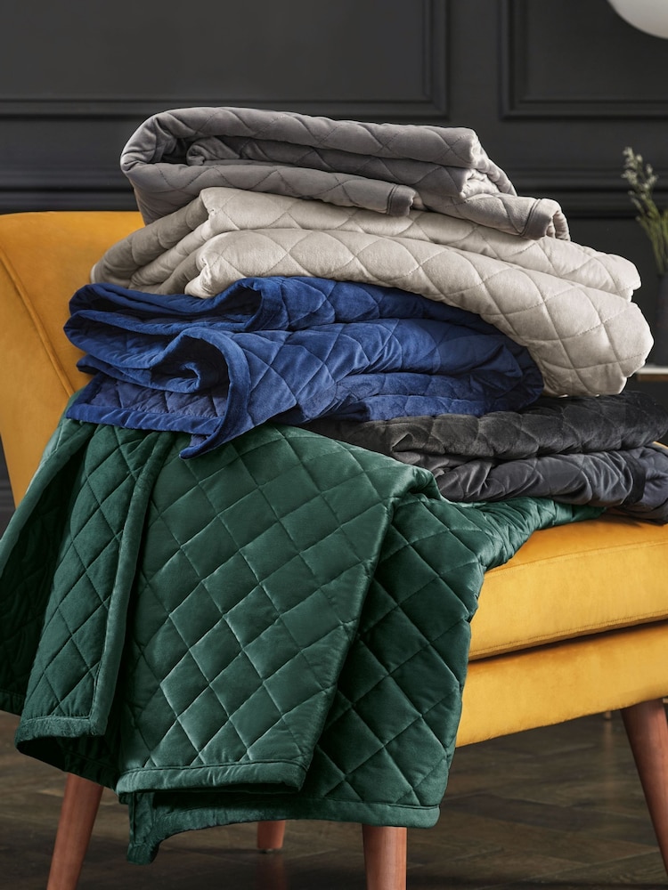 Charcoal Grey Hamilton Velvet Quilted Bedspread - Image 4 of 6