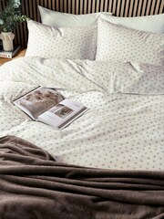 Helena Springfield Chocolate Snug Fleece Throw - Image 3 of 5