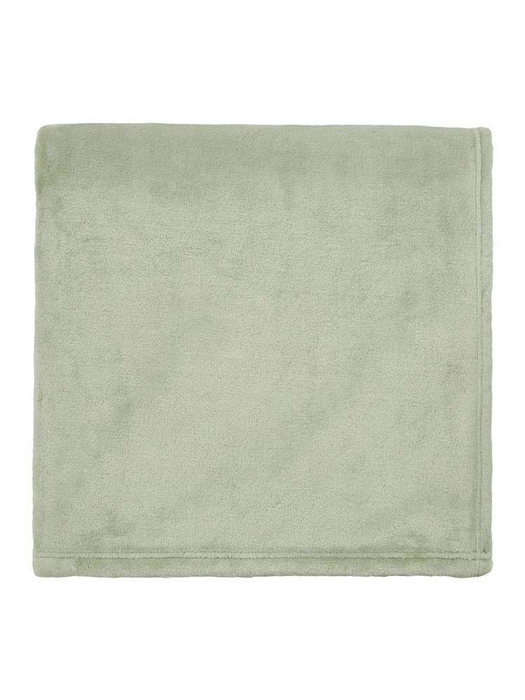 Helena Springfield Green Snug Fleece Throw - Image 2 of 5 Helena Springfield Green Snug Fleece Throw - Image 2 of 5