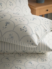 Sanderson Indigo Summer Scallop Cotton Duvet Cover & Pillowcase Set - Image 4 of 6