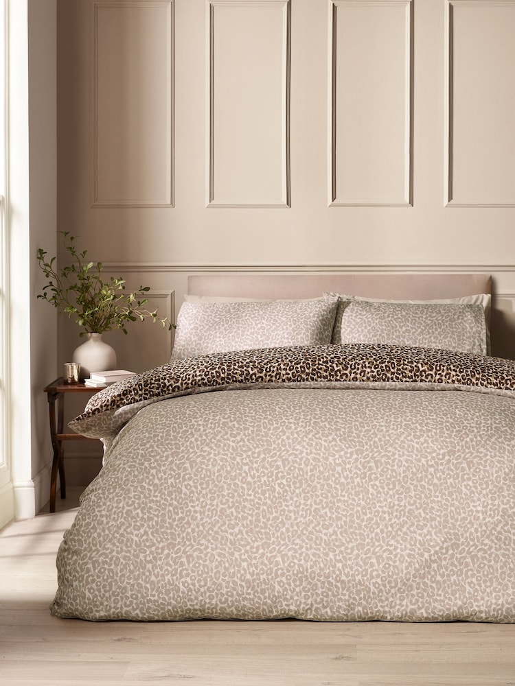 Catherine Lansfield Animal Print So Soft Reversible Duvet Cover and Pillowcase Set - Bild 2 von 4