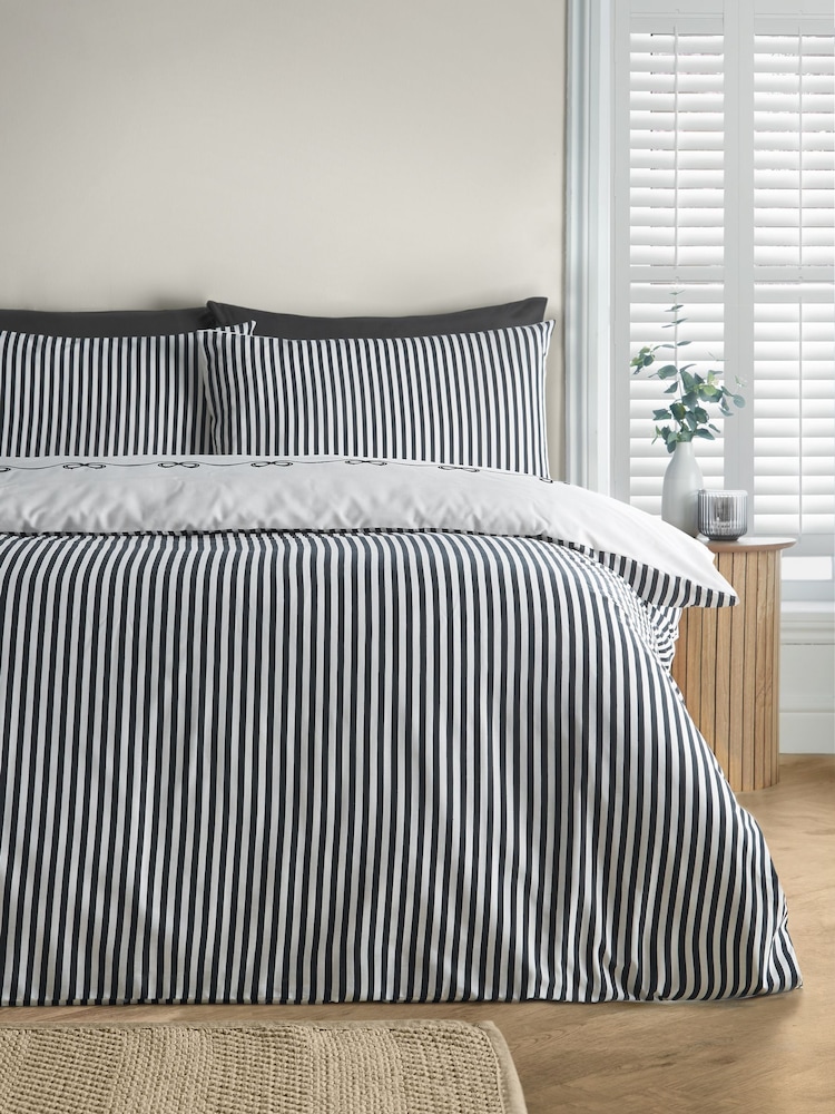 Catherine Lansfield Cream/Black Bow Embroidery Duvet Cover Set - Image 2 of 4 Catherine Lansfield Cream/Black Bow Embroidery Duvet Cover Set - Image 2 of 4
