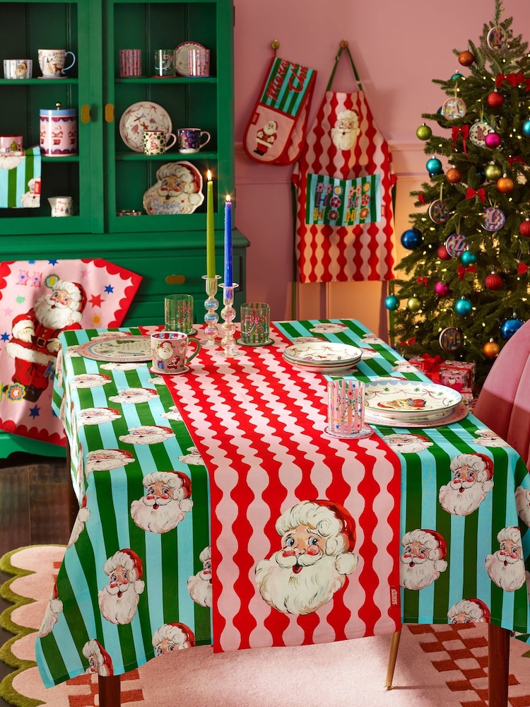 Catherine Lansfield Green Christmas Santa Cotton Table Cloth - Image 2 of 2