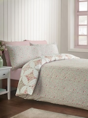 Catherine Lansfield Green Pinsonic Patchwork Reversible Duvet Cover and Pillowcase Set - Image 3 of 5