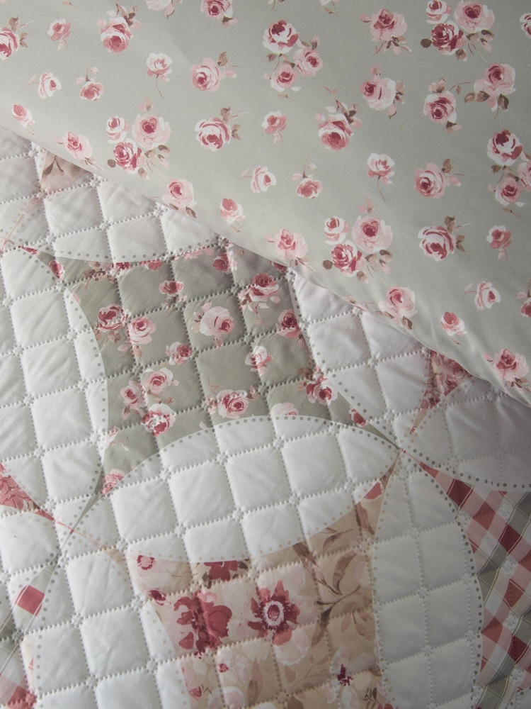 Catherine Lansfield Green Pinsonic Patchwork Reversible Duvet Cover and Pillowcase Set - Image 5 of 5 Catherine Lansfield Green Pinsonic Patchwork Reversible Duvet Cover and Pillowcase Set - Image 5 of 5