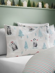 Catherine Lansfield Green Christmas Penguins Brushed Cotton Duvet Cover and Pillowcase Set - Image 3 of 4