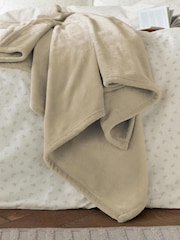 Helena Springfield Linen Snug Fleece Throw - Image 1 of 5