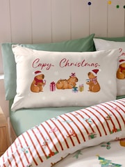 Catherine Lansfield Set mit Bett- und Kissenbezügen mit weihnachtlichem Capybara-Print - Bild 3 von 4