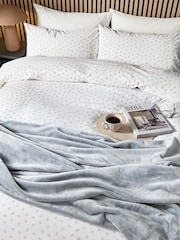 Helena Springfield Grey Snug Fleece Throw - Image 3 of 5