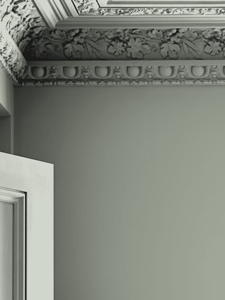 Laura Ashley Pistachio Green Matt Emulsion 5LT Paint - Image 2 of 4