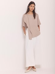 Mint Velvet Satin Ruffle Pang-itaas - Larawan 3 ng 8