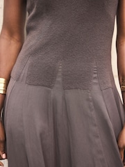 Mint Velvet Brown Sleeveless Knit Midi Dress - Image 4 of 8