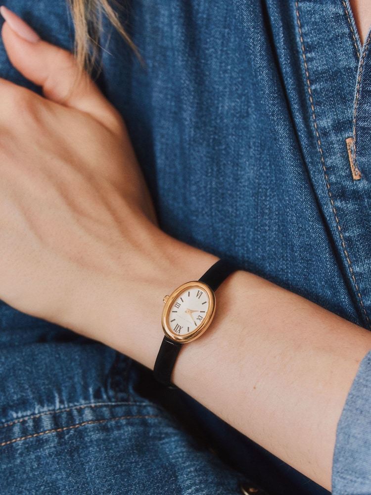 Carrie Elizabeth Gold Tone Elodie Dainty Vintage Leather Watch - Image 2 of 5