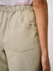 Crew Clothing Natural Casual Cotton Barrel-Fit Chino Trousers - Image 4 of 5