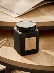 Black Bronx Cedarwood and Vetiver Single Wick Fragranced Candle - Image 2 of 4
