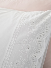 Ensemble housse de couette et taie d'oreiller en dentelle de coton Bianca Elise - Image 4 sur 5