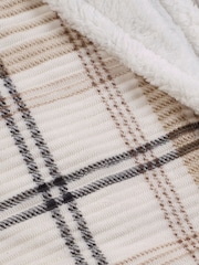 Catherine Lansfield Natural Cosy Ribbed Check Sherpa Blanket Throw - Image 3 of 3