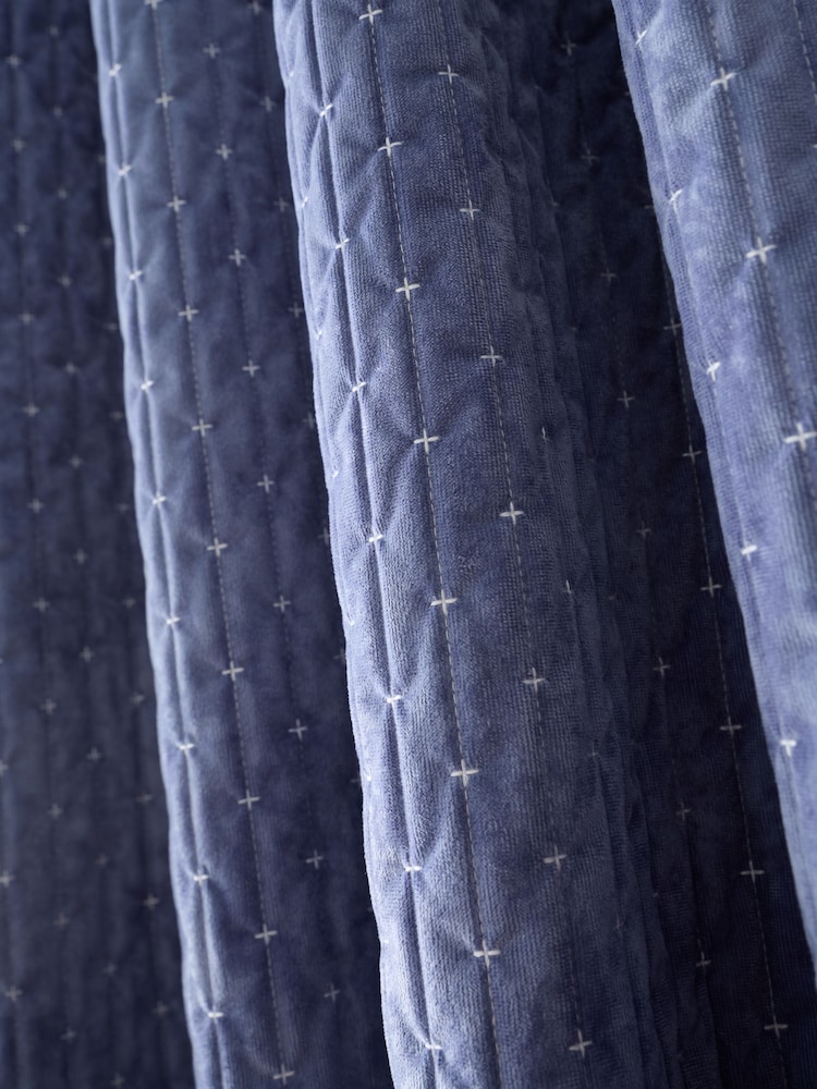 Draperii termice Bianca Attica Velvet Blackout cu inele metalice - Imaginea 5 din 5 Draperii termice Bianca Attica Velvet Blackout cu inele metalice - Imaginea 5 din 5