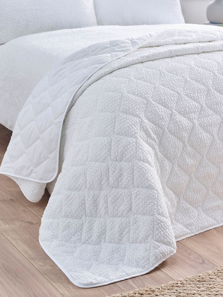 Catherine Lansfield White Crinkle Seersucker Texture Bedspread - Image 1 of 3 Catherine Lansfield White Crinkle Seersucker Texture Bedspread - Image 1 of 3