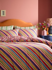 Sophie Robinson Pink Darling Ditsy Cotton Reversible Duvet Cover and Pillowcase Set - Image 2 of 5