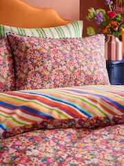 Sophie Robinson Pink Darling Ditsy Cotton Reversible Duvet Cover and Pillowcase Set - Image 3 of 5
