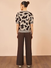 Yumi Brown Leopard Intarsia Short Sleeve Jumper - Image 4 of 4