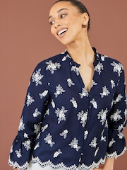 Tumši zils - Yumi Cotton Fluted Sleeve Broderie Shirt - Attēls 3 no 5