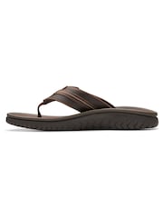Clarks Brown Beeswax Leather Wesley Sandals - Image 2 of 7