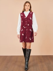 Rød - Yumi Crane Brodert Pinafore-kjole - Bilde 2 av 4