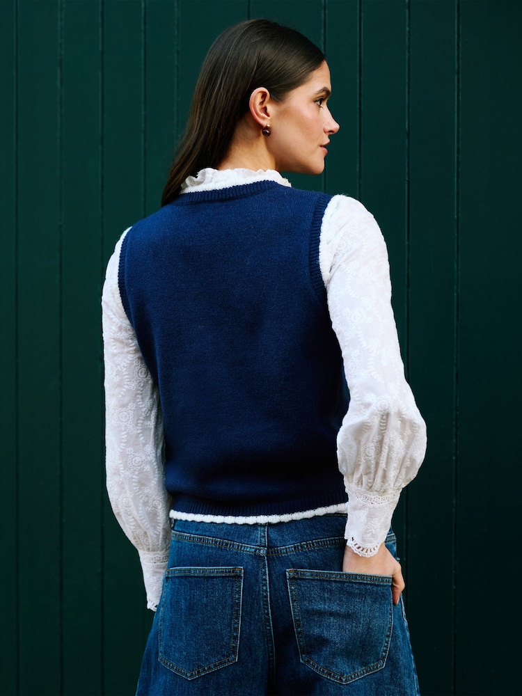 Yumi Brodert Strikket Vest - Bilde 5 av 5