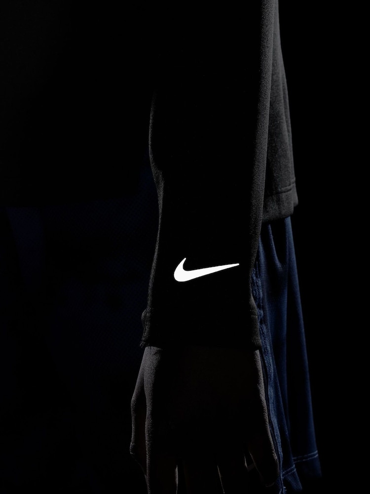 Nike Drifit Multi Tech - Image 8 of 8