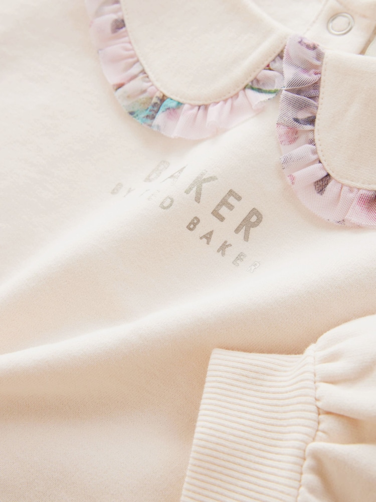 وردي - طقم رداء علوي رياضي بتصميم كشكشة على الياقة وبنطلون ضيق من Baker by Ted Baker - صورة 13 من 13