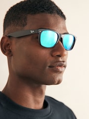 Ray-Ban Wayfarer 2 Sunglasses - Image 2 of 8