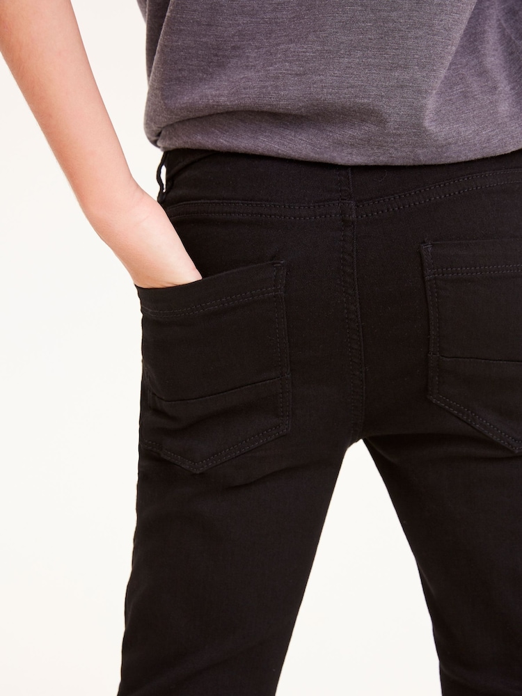 Schwarzer Denim - Megastretch-Jeans mit verstellbarem Bund (3–16 J.) - Bild 4 von 4