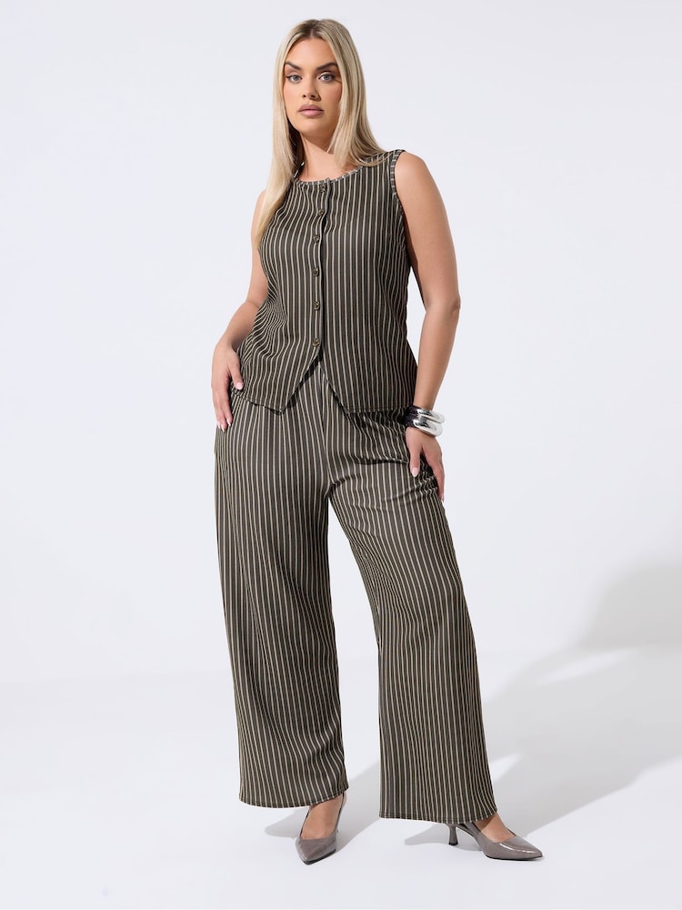 Yours Curve Brown Limited Ultra Wide Pleated Formal Wide Leg Trousers - Image 1 of 5 Yours Curve Brown Limited Ultra Wide Pleated Formal Wide Leg Trousers - Image 1 of 5