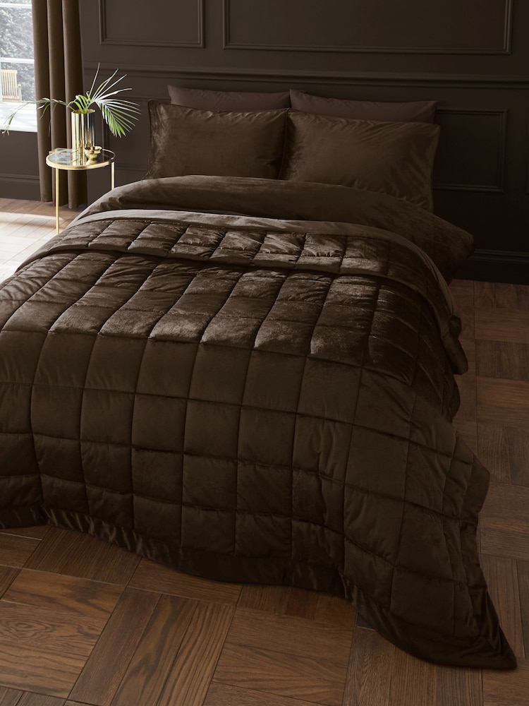 Catherine Lansfield Chocolate Kingsley Matt Velvet Quilted Bedspread - Image 2 of 3 Catherine Lansfield Chocolate Kingsley Matt Velvet Quilted Bedspread - Image 2 of 3